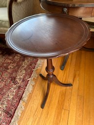 Mersman Round Vintage Side Table