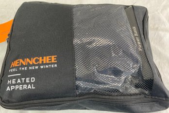 Hennchee Feel The Winter Heated Apperal Brand New XL In Navy This Is Awesome!