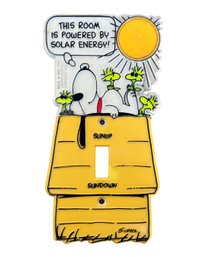 Hallmark Plastic Peanuts Snoopy & Woodstock Powered By Solar Light Switch Plate