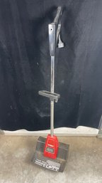 Toro Power Shovel