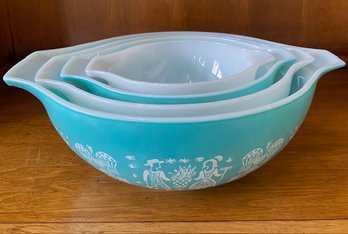 Vintage Pyrex Turquoise Butter Print Cinderella Bowl Set