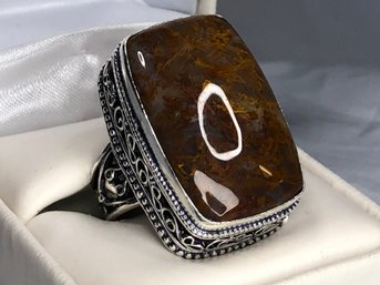 Fabulous Vintage Style Sterling Silver / 925 Cocktail Ring With Polished Plume Agate - Lovely Filigree Work