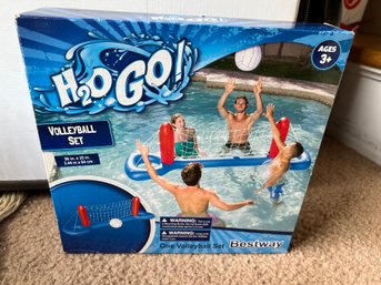 Inflatable Pool  Volleyball Net