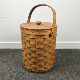 Nice Large Vintage Insulated Picnic Basket