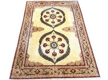 Pak - Agra  Room Size Rug 9'1' X 12'7' (121)