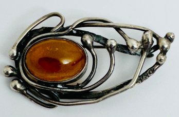 AWESOME MID-CENTURY STERLING SILVER AMBER HALLMARKED BROOZE BROOCH GREAT DESIGN