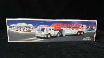 HESS 2000 Firetruck