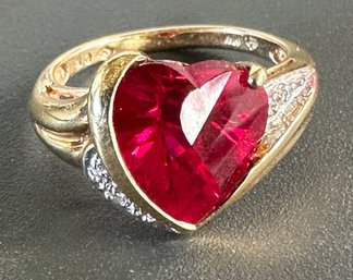 Stunning 10k Ruby Heart And Diamond Ring  Size 6 3/4