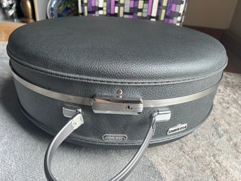 Iconic Vintage Mid Century Modern AMERICAN TOURISTER 'TIARA' 20' Round Luggage-NO SHIPPING