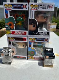 Mixed Lot Of 4 Funko Pops & 2 Keychains Marvel Star Wars