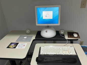 Vintage And Working Apple Imac Computer M6498