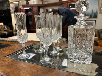 Beautiful Crystal Decanter With Crystal Stopper And 6 Champagne Flutes