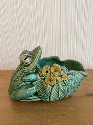 Vintage McCoy Pottery Ceramic Frog Planter Dish Sponge Holder