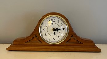 Howard Miller Style Mantle Clock 16 34' L In Working Order