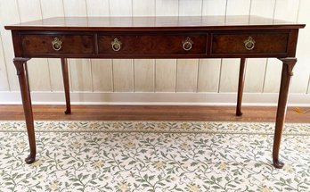 A Gorgeous Mahogany Console Or Ladies' Desk By Morganton Furniture