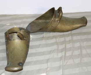 Antique Pair Of Spanish Conqueror Brass Stirrups