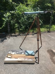 Very Nice Vintage SCOPE 210X Telescope On Stand With Original Box With Many Pieces And Accessories - Cool !