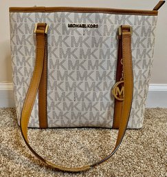 Vintage Michael Kohrs Sady Zip Top Tote