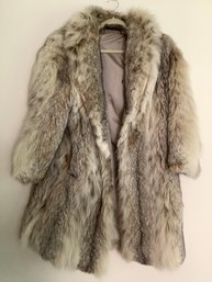 CUSTOM FUR JACKET FITS LIKE WOMENS LARGE