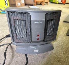 Working Patton Portable Twin Oscillating Ceramic Electric Space Heater.