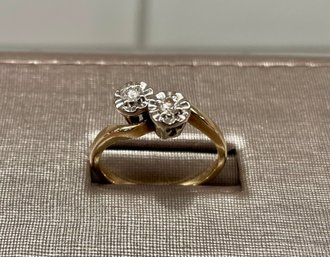 14K Gold Ring With Diamond Floral Design