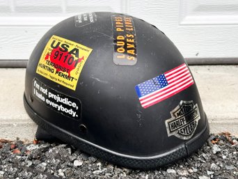 A Motorcycle Helmet - Medium With Dustbag