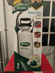 Scotts 2 Gal. Multi-Use Sprayer