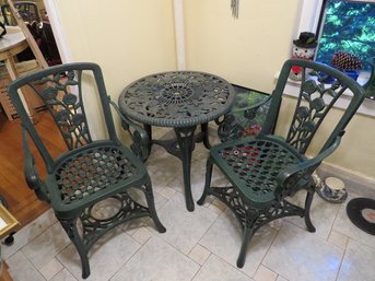 Indoor/Outdoor 5 Piece Patio/kitchen Set In Greenish Resin Plastic, Includes 4 Chairs