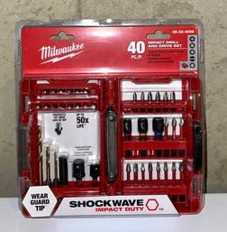 New Milwaukee 40-Piece Impact Drill And Drive Set - Lot 1 Of 2