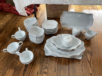 Wonderful Mikasa Tyler Florence Chef's White Rustic Collection Dish Set