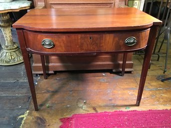 Beautiful Antique Mahogany Side Table - 1840-1870 - Oval Hepplewhite Brass Pulls - Hand Cut Dovetails