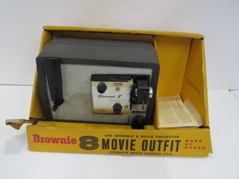 Vintage -1950's Kodak Brownie 8mm Movie Projector In Original Box