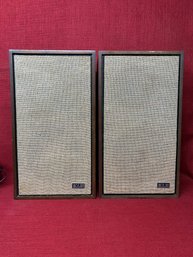 Classic KLH Bookshelf Speakers Tested