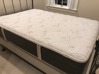 THERA LUXE HD Full Size Mattress And Box Spring
