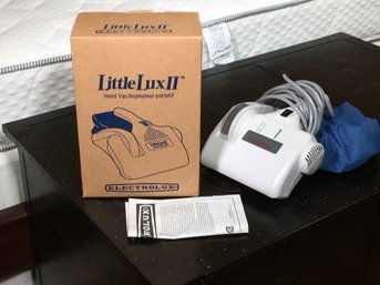 Fantastic ELECTROLUX Little Lux Hand Held Vacuum - Works Great - With Box And Booket - LIKE NEW CONDITION !