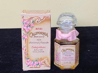 Avon California Perfume Co 1978 Anniversary Keepsake Trailing Arbutus Eau De Cologne Bottle