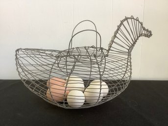 Wire Chicken Basket With Wooden Eggs