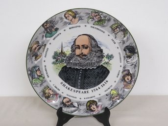 A Royal Doulton China Shakespearean Collector Plate Very High Quality