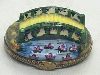 Very Fine LA GLORIETTE LIMOGES PEINT MAIN Luxury Trinket Box