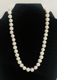 WW Substantial White Iridescent 9' Pearl Necklace With 925 Clasp