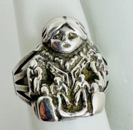 SIGNED STERLING SILVER NATIVE AMERICAN STYLE STORYTELLER RING