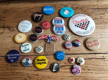 26 Vintage Pins - Assortment