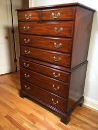 Beautiful HENKEL HARRIS Solid Mahogany - Virginia Galleries Gentlemans Chest - 8/87 - Amazing Piece !