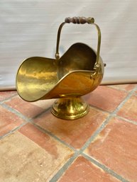 19th Century English Brass Coal Scuttle With Wood Handle