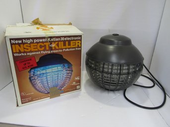 Vintage Retro Katlan Amcor Electronic Insect Killer 4/5 Acre Round Globe Works