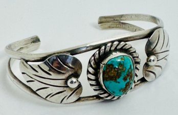 VINTAGE STERLING SILVER TURQUOISE AND LEAF CUFF BRACELET - UNSIGNED