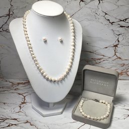 Fabulous Authentic Suite Of Genuine Cultured Baroque Pearls - 19' Necklace - 8' Bracelet - Earrings With 925