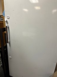 General Electric 16 Cubic Foot Freezer