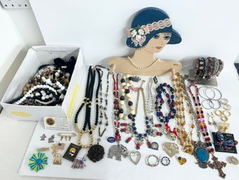 Costume Jewelry Lot 5