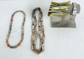 Beautiful Lot Of Mother Of Pearl Jewelry